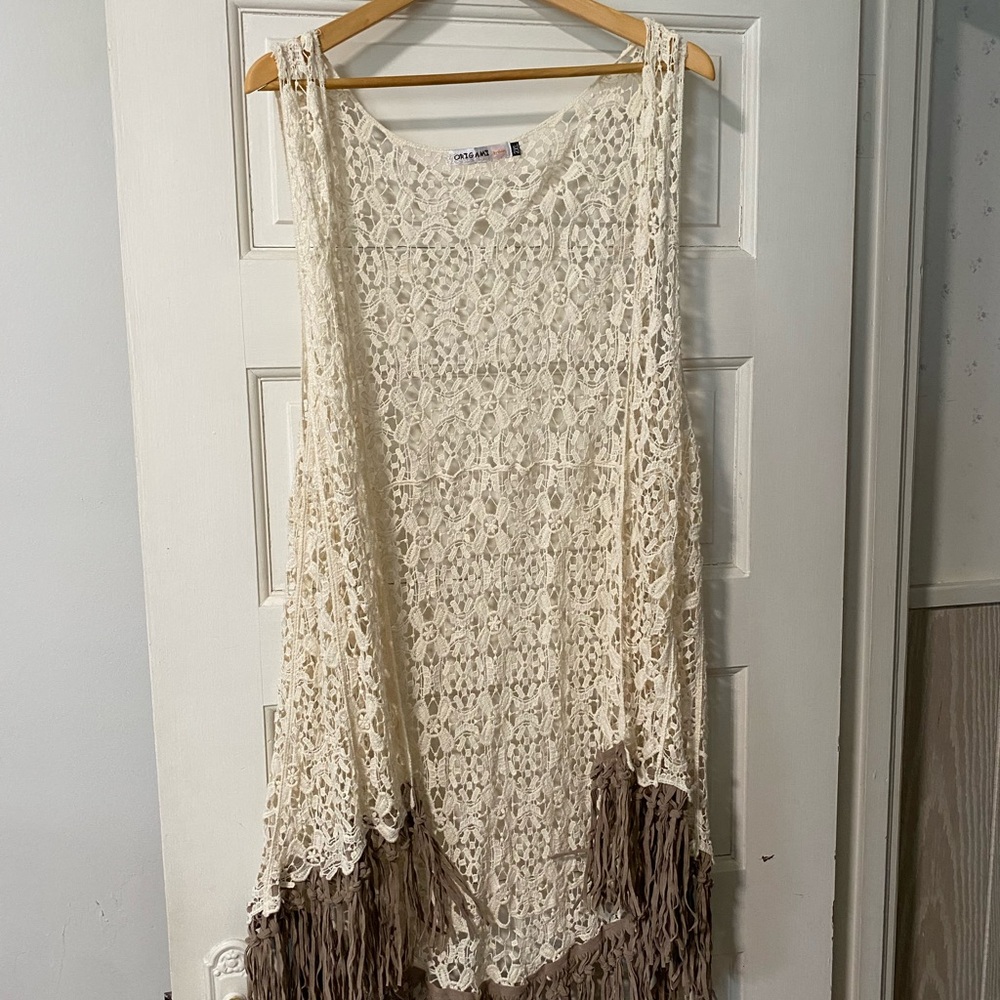 Cream Lace Sleeveless Top with Fringe